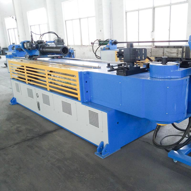 Cintreuse automatique de tuyaux GM-SB-114CNC