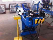 Machine à cintrer les tuyaux en cuivre faits à la main à tête unique CNC