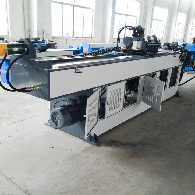 Commande numérique entièrement automatique GM-SB-63CNC